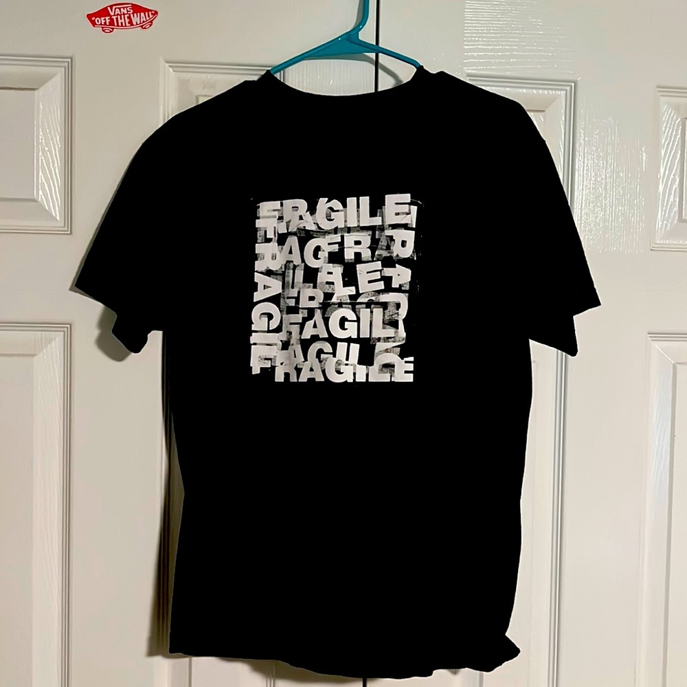 I’m selling a common dust shirt